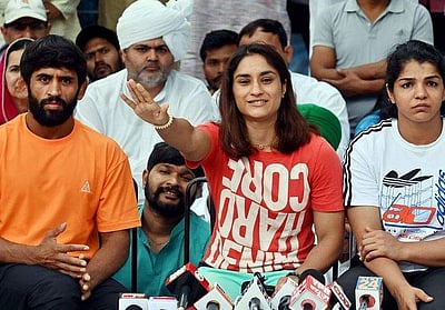 மல்யுத்த வீராங்கனைகள் போராட்டம்: தில்லி ஜந்தர் மந்தரில் கூடுதல் போலீஸ் பாதுகாப்பு!