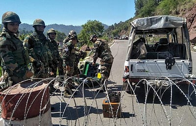 ஜம்மு-காஷ்மீரில் தாக்குதல்: 5 ராணுவ வீரர்கள் வீர மரணம்!