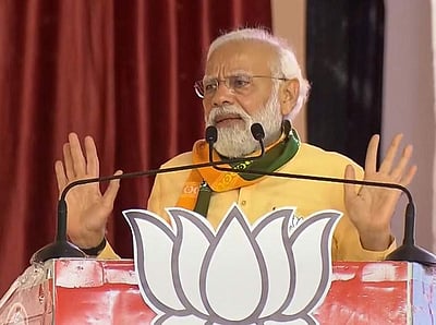 கர்நாடகத் தேர்தலில் பாஜக சார்பில் மக்கள் போட்டியிடுகிறார்கள்: பிரதமர் மோடி