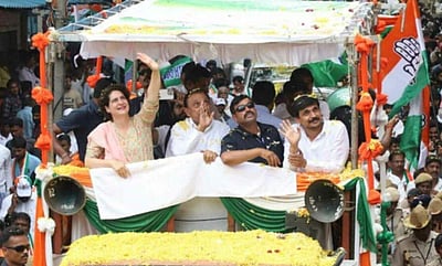 பெங்களூருவில் பிரியங்கா காந்தி வாக்கு சேகரிப்பு!