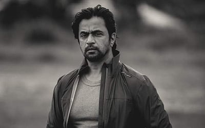 மிரட்டலான தோற்றம்.. லியோவில் இணைந்த அர்ஜுன்!