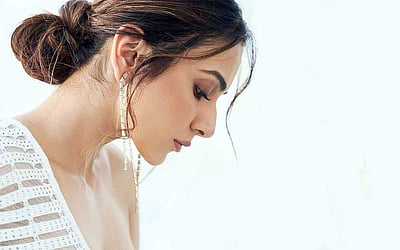 மயக்கும் ரகுல் ப்ரீத் சிங் ஸ்டில்ஸ்