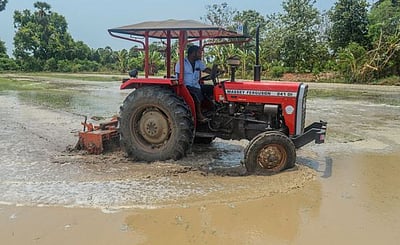 மேட்டூா் அணையில் இருந்து தண்ணீா் திறப்பு அதிகரிப்பு