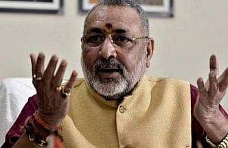 இந்தியாவின் மதிப்புமிக்க மகன் கோட்சே: மத்திய அமைச்சா் கிரிராஜ் சிங்