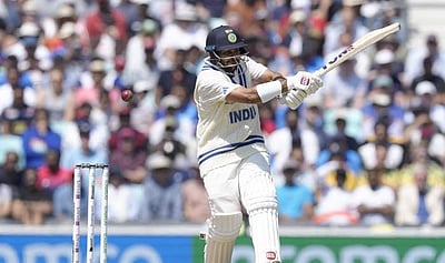 டான் பிராட்மேன் சாதனையை சமன் செய்த ஷர்துல் தாக்குர்! 