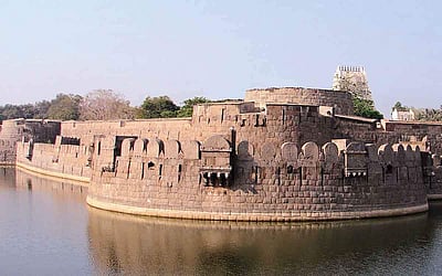 வரலாற்று சிறப்புமிக்கக் கோட்டைகள்..!