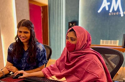 இசையமைப்பாளராக அறிமுகமாகும் ஏ.ஆர்.ரஹ்மானின் மகள்!