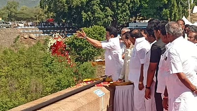 மேட்டூர் அணையிலிருந்து டெல்டா பாசனத்திற்கு தண்ணீா் திறந்து வைத்தார் முதல்வர் ஸ்டாலின்!
