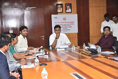 திமுகவினர் யார் என்பதை பாஜகவுக்கு முதல்வர் கற்றுக்கொடுப்பார்: அமைச்சர் டி.ஆர்.பி. ராஜா