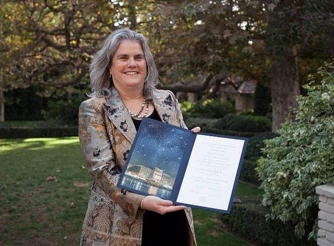 அறிவியல் ஆயிரம்: கருந்துளையைக் கண்டுபிடித்த ஆண்ட்ரியா கெஸ்!