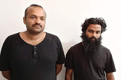 சமூக வலைத்தளங்கள் மூலம் பெண்களிடம் பழகி பல லட்சம் பணம், நகை மோசடி: 2 பேர் கைது