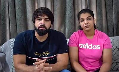 எங்களது போராட்டம் அரசியல் ஆதாயம் சார்ந்தது அல்ல: ட்விட்டரில் விடியோ வெளியிட்ட சாக்‌ஷி மாலிக்!