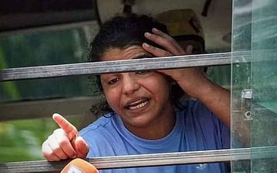 பபிதா போகத் எங்களது போராட்டத்தை வலுவிழக்கச் செய்ய முயற்சிக்கிறார்: சாக்‌ஷி மாலிக்