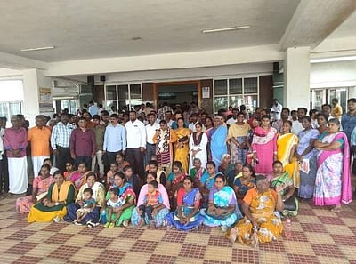 திருப்பூர் மாவட்ட ஆட்சியர் அலுவலகத்தில் கிறிஸ்தவர்கள் தர்னா