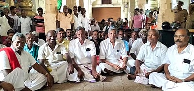தஞ்சாவூர் அரண்மனை தேவஸ்தான அலுவலகம் முன் குத்தகை விவசாயிகள் காத்திருப்பு போராட்டம்!