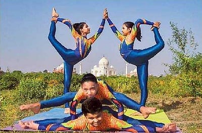 யோகா மனதோடும் உடலோடும் சேர்ந்தது!