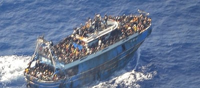 கிரீஸ் அகதிகள் படகு விபத்து: முக்கிய நபா் பிரிட்டனில கைது