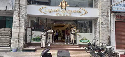 கரூரில் 2-வது நாளாக வருமானவரித் துறை சோதனை!