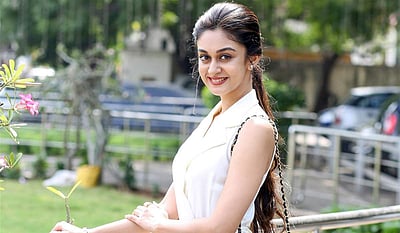 பிரபல காமெடி நடிகரின் மகனை மணக்கும் அர்ஜுனின் மகள்?