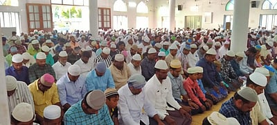 புதுக்கோட்டை: ஈத்கா பள்ளிவாசலில் பக்ரீத் சிறப்புத் தொழுகை