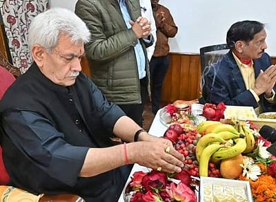 அமர்நாத் யாத்திரையின் தொடக்கப் பூஜை: மனோஜ் சின்ஹா பங்கேற்பு!