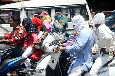 அக்னி நட்சத்திரம் முடிந்தும் 15 இடங்களில் சதமடித்த வெயில்!