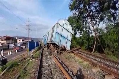 ஒடிஸாவில் சரக்கு ரயில் விபத்து:  பலியான தொழிலாளர்களின் குடும்பத்தினருக்கு ரூ.5 லட்சம் நிவாரணம் அறிவிப்பு!