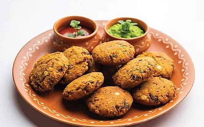 முப்பருப்பு வடை