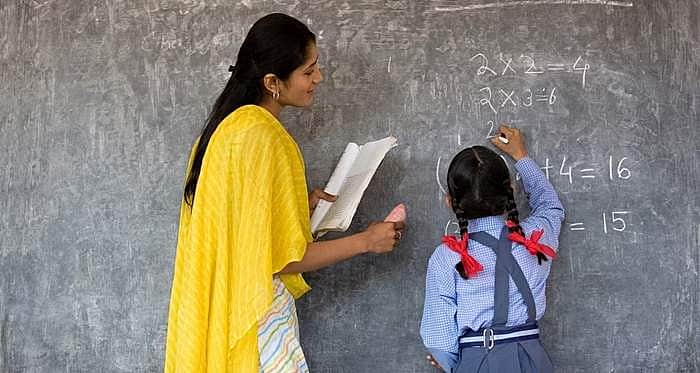 ஆசிரியா் பணி கற்பித்தலே