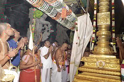 ஸ்ரீவில்லிபுத்தூர் ஆண்டாள் கோயிலில் ஆடிப்பூரத் திருவிழா கொடியேற்றம்!