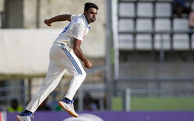 ஹர்பஜன் சிங் சாதனையை முறியடித்த அஸ்வின்! 