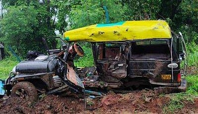மகாராஷ்டிரத்தில் ஜீப் மீது லாரி மோதி விபத்து: 6 பேர் பலி