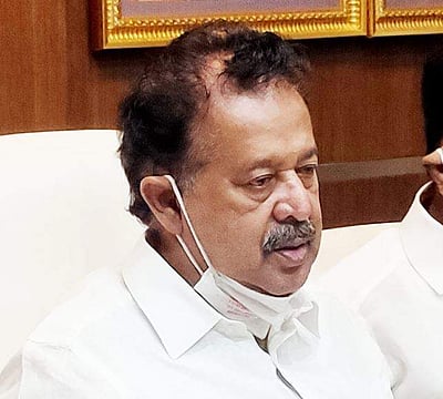 அமலாக்கத்துறை அலுவலகத்துக்கு புறப்பட்டார் பொன்முடி!