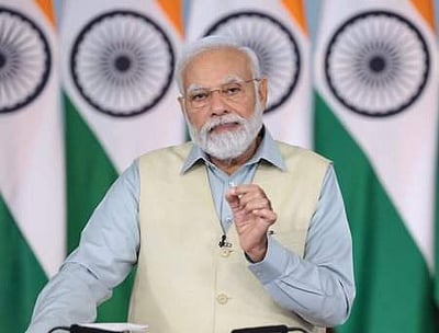 ஊழல் வழக்குகள் உள்ளபோதும் திமுகவுக்கு எதிா்க்கட்சிகள் நற்சான்று- பிரதமா் மோடி விமா்சனம்