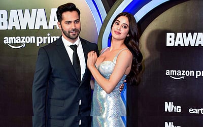 பவால் படத்தின் சிறப்பு காட்சி - புகைப்படங்கள்