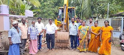 சாமிதோப்பில் ரூ. 40 லட்சத்தில் சாலை சீரமைப்பு