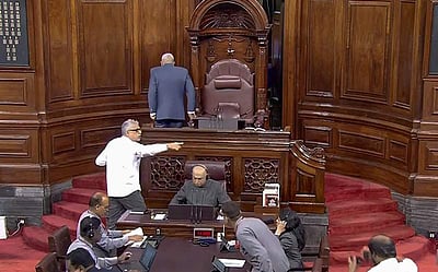 மணிப்பூர் கொடூரம்: மாநிலங்களவையும் ஒத்திவைப்பு