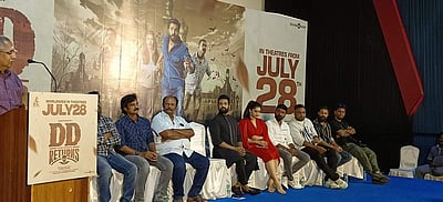 டிடி ரிட்டர்ன்ஸ் படத்தின் செய்தியாளர் சந்திப்பு - புகைப்படங்கள்