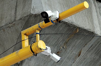 தோ்தல் நடத்தை விதி அமல்: மதுக் கடைகள் - மதுக் கூடங்கள் கேமரா மூலம் தீவிர கண்காணிப்பு