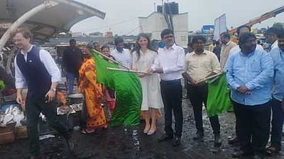 காசிமேட்டில் செயற்கை பவளப்பாறைகள்