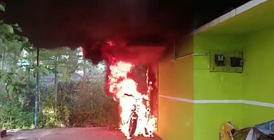 ஆம்பூர் அருகே எலக்ட்ரிக் பைக்கில் திடீர் தீ