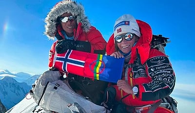 நேபாள, நாா்வே நாட்டவா்கள் மலையேற்றத்தில் உலக சாதனை