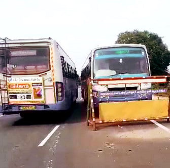 கடலூரிலிருந்து கிராமங்களுக்கு செல்லும் அரசுப் பேருந்துகள் நிறுத்தம்