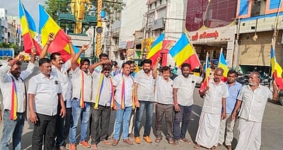 கரூரில் பாமக ஆா்ப்பாட்டம்