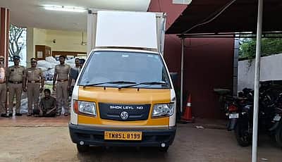 ரூ. 12 லட்சம் மதிப்பிலான போதைப் பொருள்கள் பறிமுதல்: லாரி ஓட்டுநா் கைது