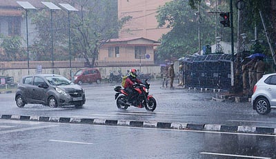 கேரளத்தில் கனமழை: 11 மாவட்டங்களில் இன்று பள்ளி, கல்லூரிகளுக்கு விடுமுறை