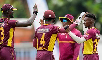 இந்தியாவை வீழ்த்தியது மே. இ.தீவுகள்!