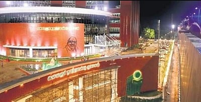 இரு வாரத்தில் 60 ஆயிரம் பேரை ஈர்த்த கலைஞர் நூற்றாண்டு நூலகம் 