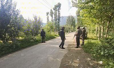 ராணுவ வீரர் கடத்தல்: பயங்கரவாதிகளுக்கு தாய் விடுக்கும் கோரிக்கை