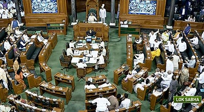 நாடாளுமன்றம் 8-வது நாளாக முடக்கம்: பிற்பகல் 2 வரை ஒத்திவைப்பு!